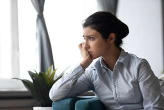 Entenda a diferença entre tristeza e depressão