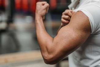 Os níveis de testosterona caíram pela metade nos últimos 50 anos. O mistério é por que isso está acontecendo.