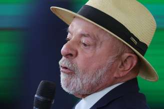 Lula defende Pix após tarifaço dos EUA: ‘É público, é de graça e vai continuar assim’