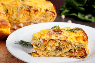 Torta de grão-de-bico com legumes