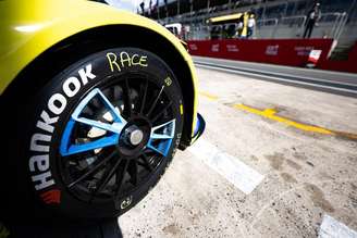 Hankook enfrenta o desafio da abrasividade e carga lateral extrema no Velocitta