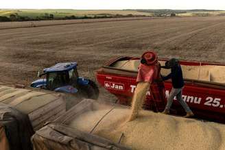 Cerca de 84% do consumo doméstico de soja na China depende de importações e mais da metade desse abastecimento vem do Brasil