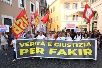 Protesto em Bolonha pela morte de Abderrahim Fakir