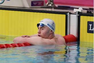 Sean McCann, irmão mais novo de Madeleine McCann, está na final dos 400m livre nos Jogos da Commonwealth
