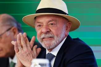 Pix 'não discrimina empresas norte-americanas', afirma Lula