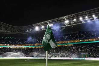 Bandeirinha do Palmeiras no Allianz Parque