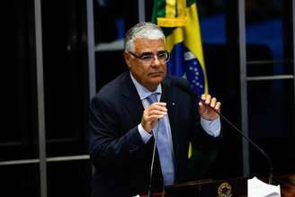 O senador Eduardo Girão (Novo-CE) será o vice de Romeu Zema na disputa pelo Palácio do Planalto