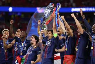 UEFA divulga premiações da Champions League 2025/26; PSG domina seleção ideal — 
