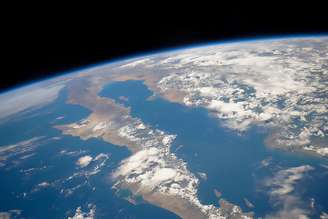 A NASA publicou o mapa mais distorcido da Terra, mas o que ele visa mapear não é a forma geoide do planeta, e sim outra força.