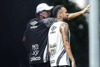 O treinador Cuca e o jogador Neymar