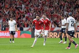 Será que o duelo entre Corinthians e Internacional será novamente pegado?