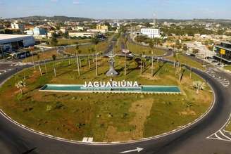 Jaguariúna (SP) liderou, pelo quarto ano consecutivo, o Ranking Connected Smart Cities entre os municípios de 50 mil a 100 mil habitantes. A cidade também conquistou o 11º lugar na classificação geral, ficou em 7º no Sudeste e se destacou em Educação (2º), Urbanismo (3º) e Economia (6º).