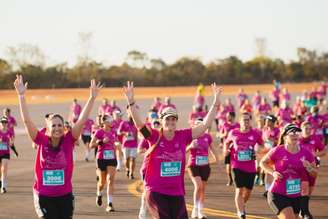 A Flying Run Caixa Sunset 2026 reunirá atletas nos percursos de 7 km e 14 km (Foto: Inframerica / Aeroporto de Brasília / Flying Run Caixa Sunset)