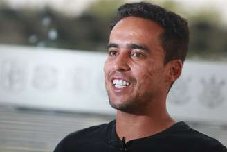 Jadson, meia do Corinthians está preso na Cadeia Pública de Cambé