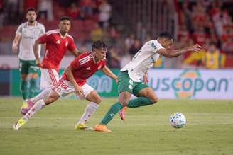 Palmeiras e Internacional jogam pelo Brasileirão