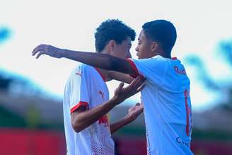 Jogadores do time sub-15 do Red Bull Bragantino. 