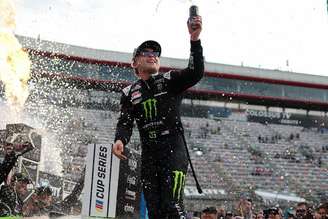 Ty Gibbs comemorando em Bristol.