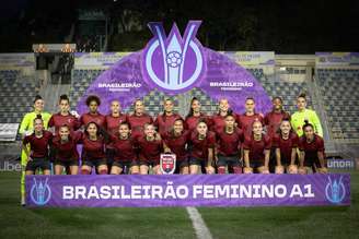 Jogadoras das Bragantinas. 