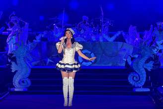Katy Perry se apresentou no hotel de luxo Cala di Volpe, na Sardenha