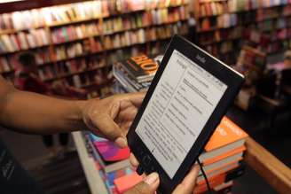 22 de agosto passou a ser uma data aguardada pelos apreciadores de leitura no Brasil por marcar o chamado Dia do Encha seu Kindle