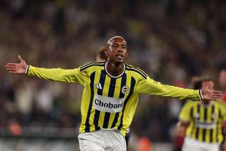 Talisca pelo Fenerbahçe. (Photo by Ahmad Mora/Getty Images)