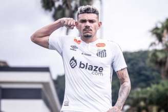 Tiquinho Soares no Santos