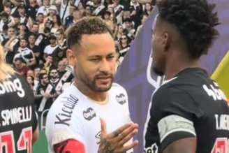 Neymar e Thiago Mendes em Vasco x Santos