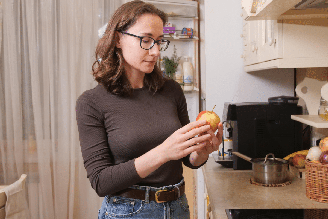 Nem sempre retirar a parte mofada de uma fruta é suficiente para torná-la segura para o consumo