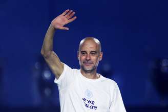 Pep Guardiola no After-Party Celebration do Manchester Cityy 