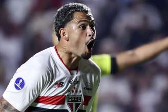 Luciano em São Paulo x Bolívar pela Sul-Americana. 