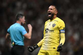 Everson comemora classificação na Sul-Americana 