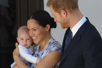 Harry e Meghan com Archie, primeiro filho do casal, hoje com 7 anos