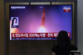 Segundo a Coreia do Sul, Pyongyang lançou ao menos 10 projéteis