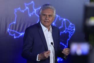 O candidato à presidência da República pelo PSD, Ronaldo Caiado, chega para o primeiro debate