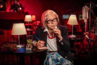 Fernanda Montenegro como Dona Laura em ‘Emergência 53’