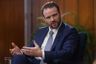 Ministro da Fazenda, Dario Durigan, durante entrevista ao Estadão
