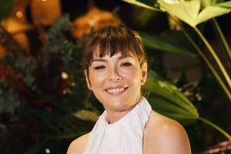 Regiane Alves durante festa de lançamento de Por Você (Globo)