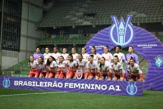 Jogadoras das Bragantinas. 