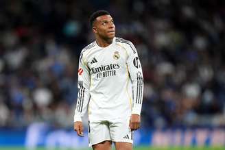 Kylian Mbappé pelo Real Madrid 