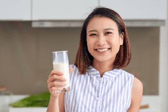 O leite reúne nutrientes importantes e pode fazer parte de uma alimentação equilibrada