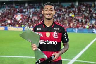 João Victor é um vencedor na base rubro-negra –