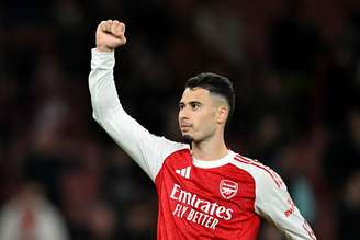 Gabriel Martinelli comemorando um dos gols do Arsenal 