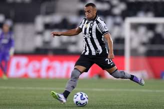 Fernando Marçal pelo Botafogo no Brasileirão 2025 