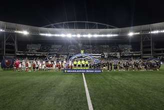 Flamengo x Botafogo antes de partida no Engenhão 