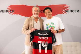 Anthony Valencia foi anunciado como novo reforço do Flamengo.