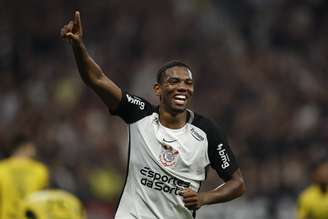 André, do Corinthians, comemora gol feito contra o Mirassol pelo Brasileirão de 2025 - 