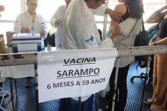 Cidades de São Paulo, Guarulhos e São Bernardo do Campo tiveram estratégia 'ampliada' de vacinação contra o sarampo