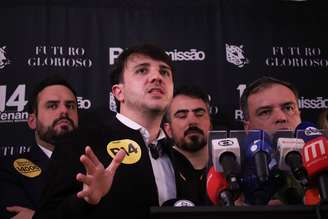 O candidato à Presidência da República, Renan Santos (Missão), em entrevista coletiva após o ministro Dias Toffoli, do Tribunal Superior Eleitoral (TSE), suspender a campanha eleitoral online de sua chapa