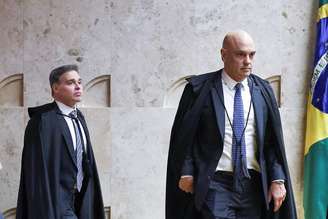 André Mendonça e Alexandre de Moraes em sessão do STF
