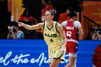 Steph Talbot, cestinha da Austrália na partida contra Porto Rico Pela Copa do Mundo de Basquetebol Feminino - 